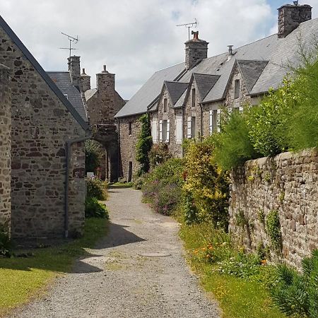 Au 3 La Cour A Tot Villa Regnéville-sur-Mer Kültér fotó